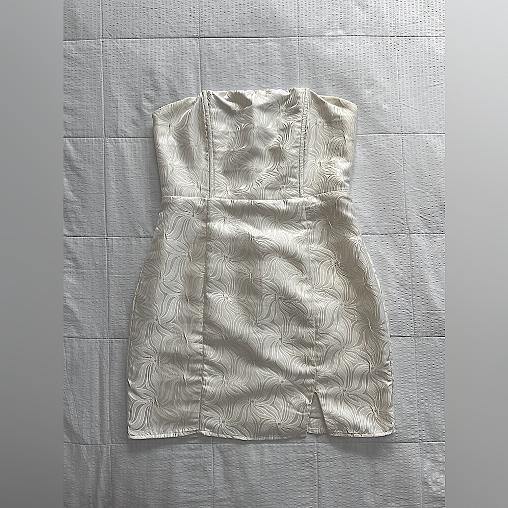 Lulus Ivory Jacquard Strapless Mini Dress